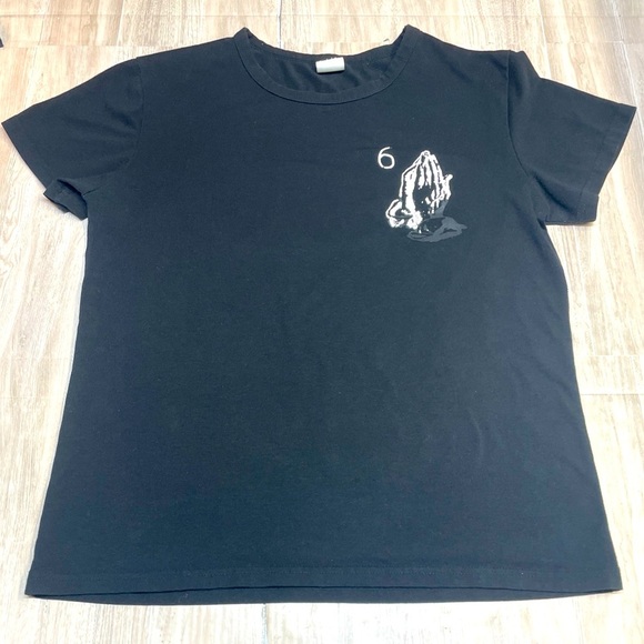 SLC Tops - SLC Los Angeles Black Short Sleeve T-Shirt Women’s Large Praying Hands